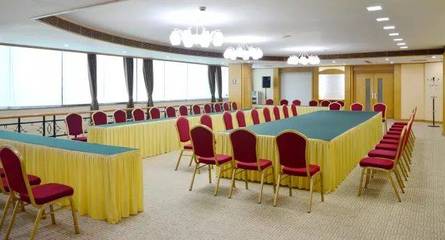 花园式饭店的卓越体验 郑州市嵩山饭店宴会及会议接待服务